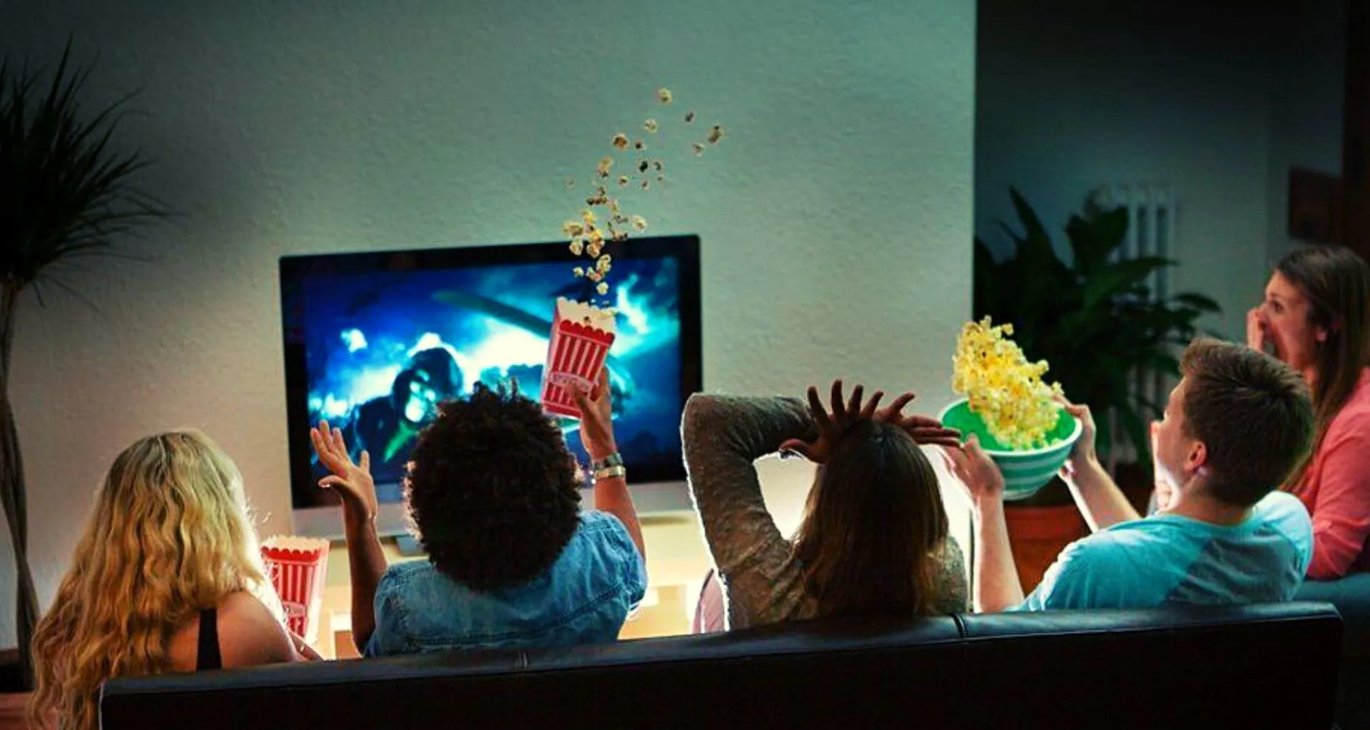 ASSIST PLUS - Abertura cinematográfica em Smart TV